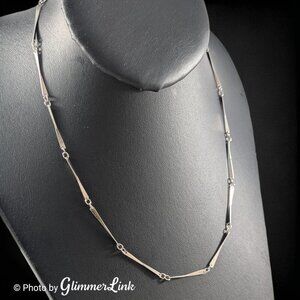 Vintage Silver Tone Twisted Bar Link Necklace Minimalist Tapered Chain